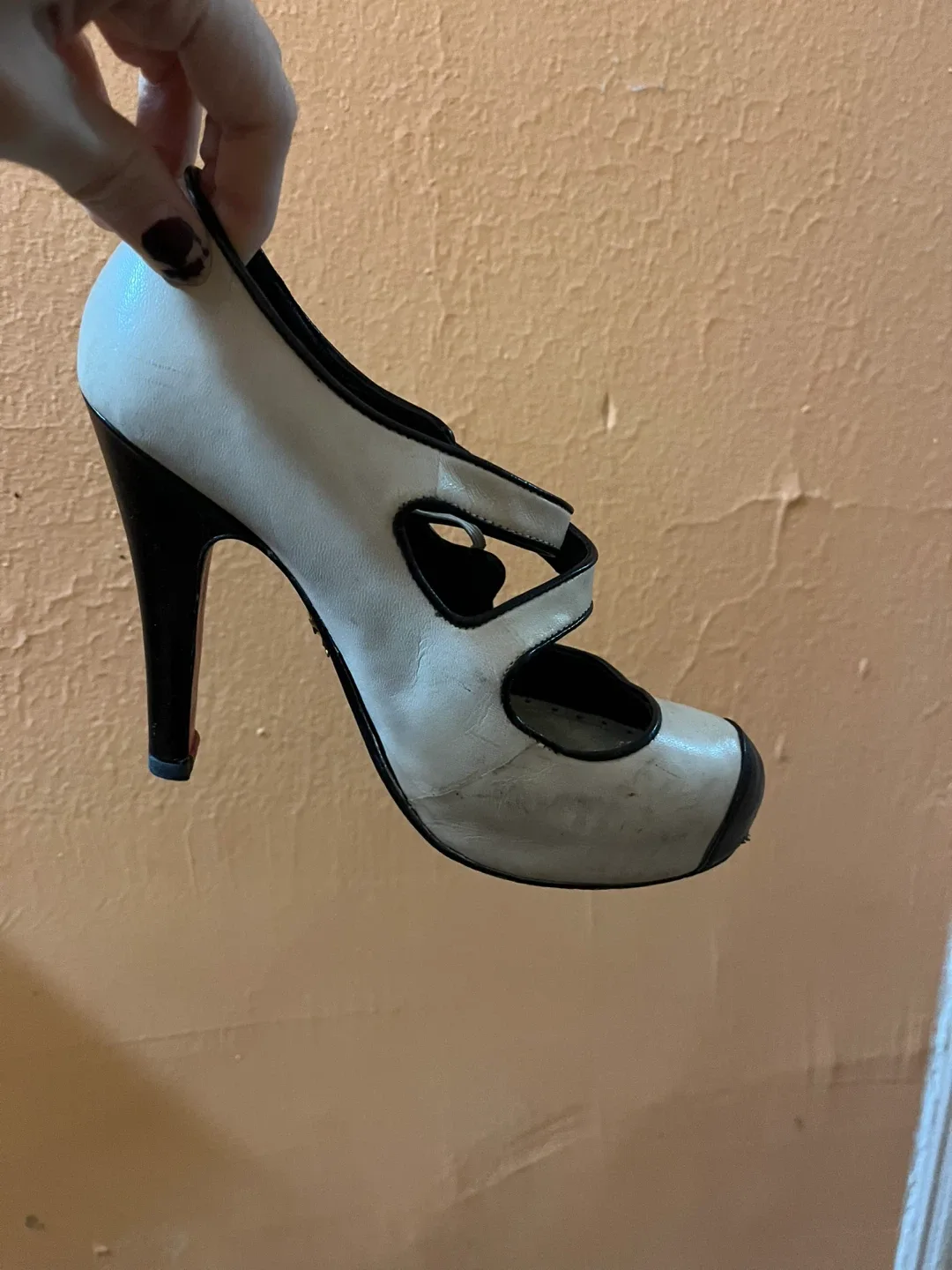 Betsey Johnson Heels - Size5 image indicator(3)