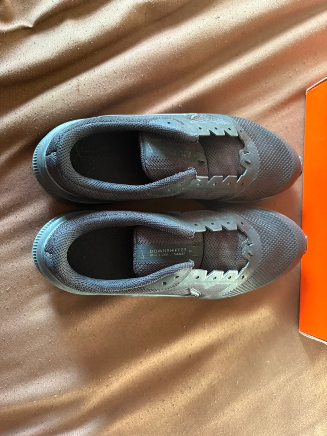 Nike Running shoes Size 7 image indicator(5)