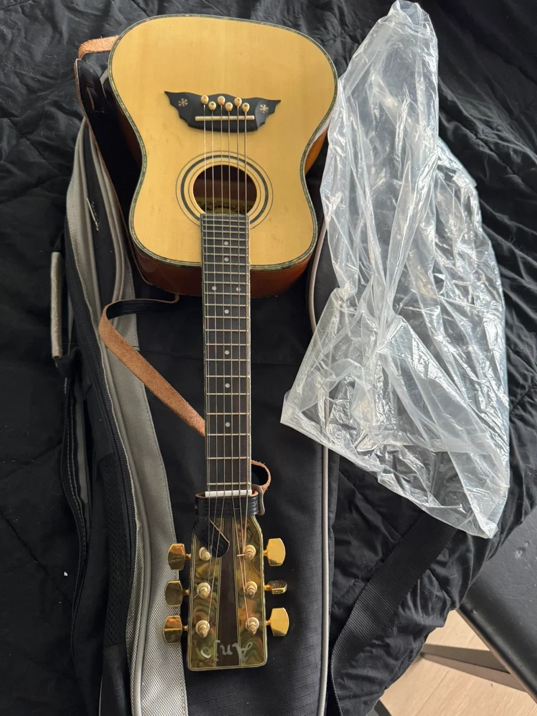 Small Anjo Guitar with Case thumbnail