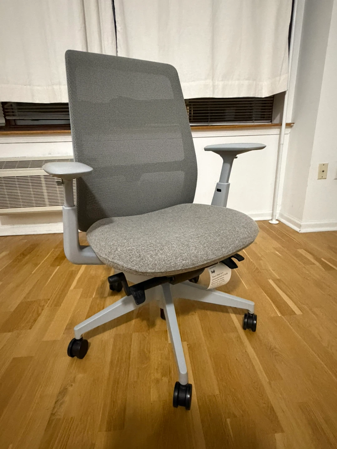 Haworth soji chair - photo 2