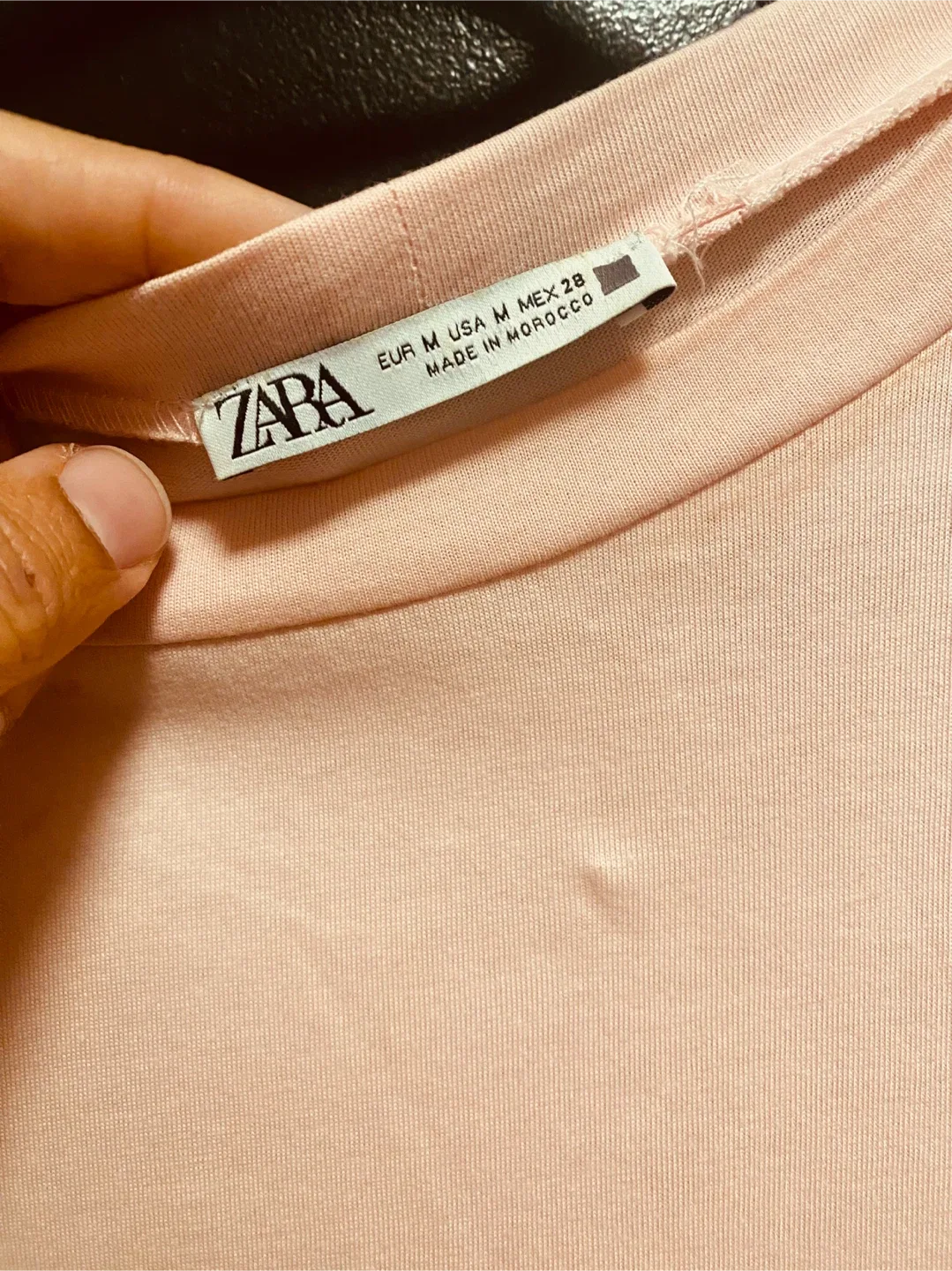 Zara Pink Puff Sleeve Top - Size M image indicator(4)