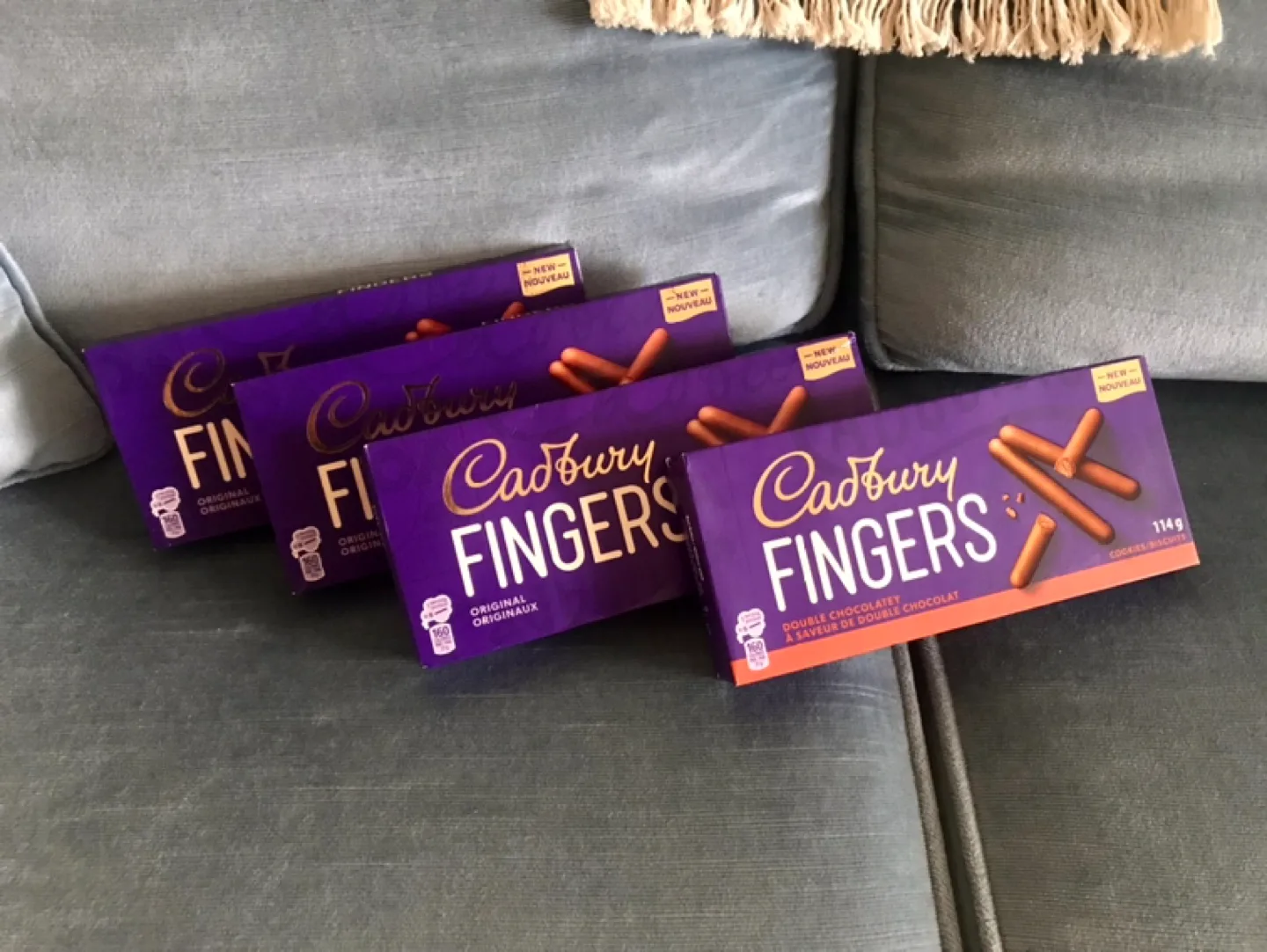 4x Cadbury Chocolate Fingers - Chocolate & Double Chocolate ✨NEW thumbnail