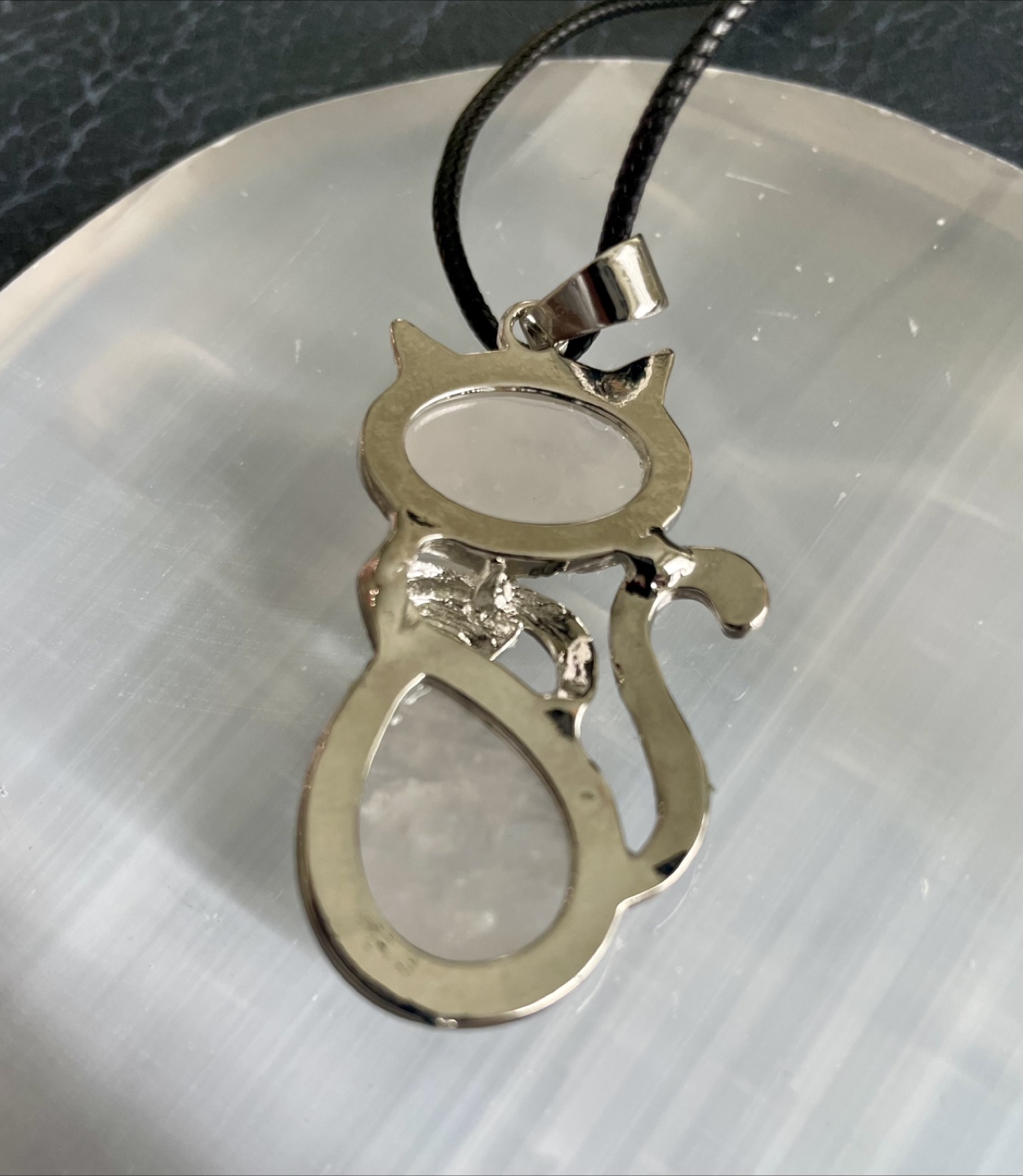 Cat-Shaped Clear Quartz Necklace - photo 3