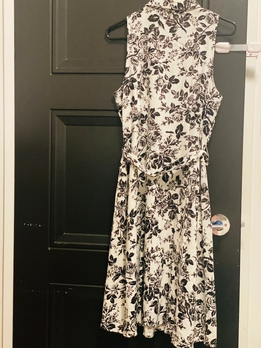 London Times Floral Dress - Size 10 image indicator(3)