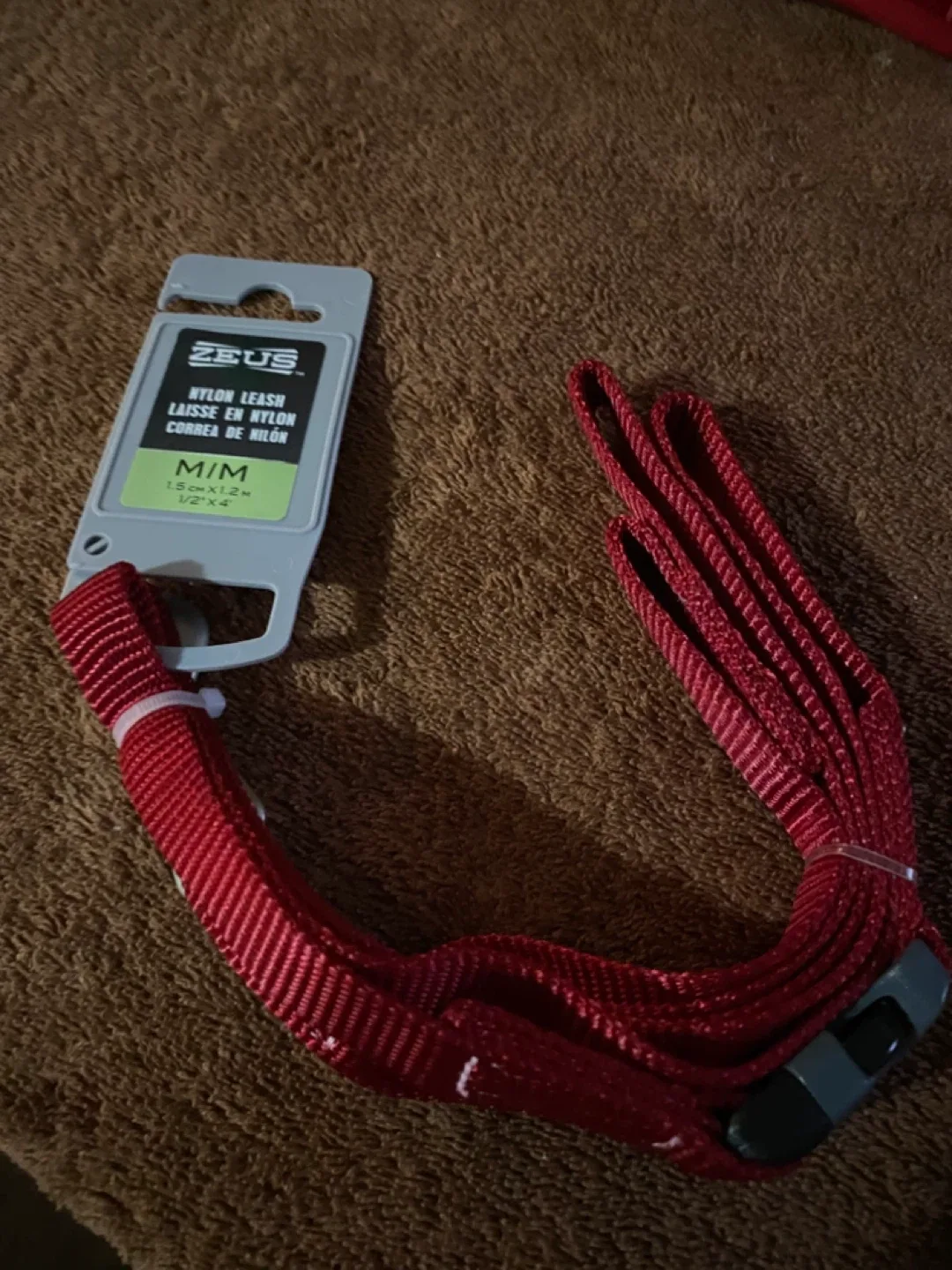 NEW Zeus Nylon Leash Medium & Voyager Dog Harness (M) image indicator(2)