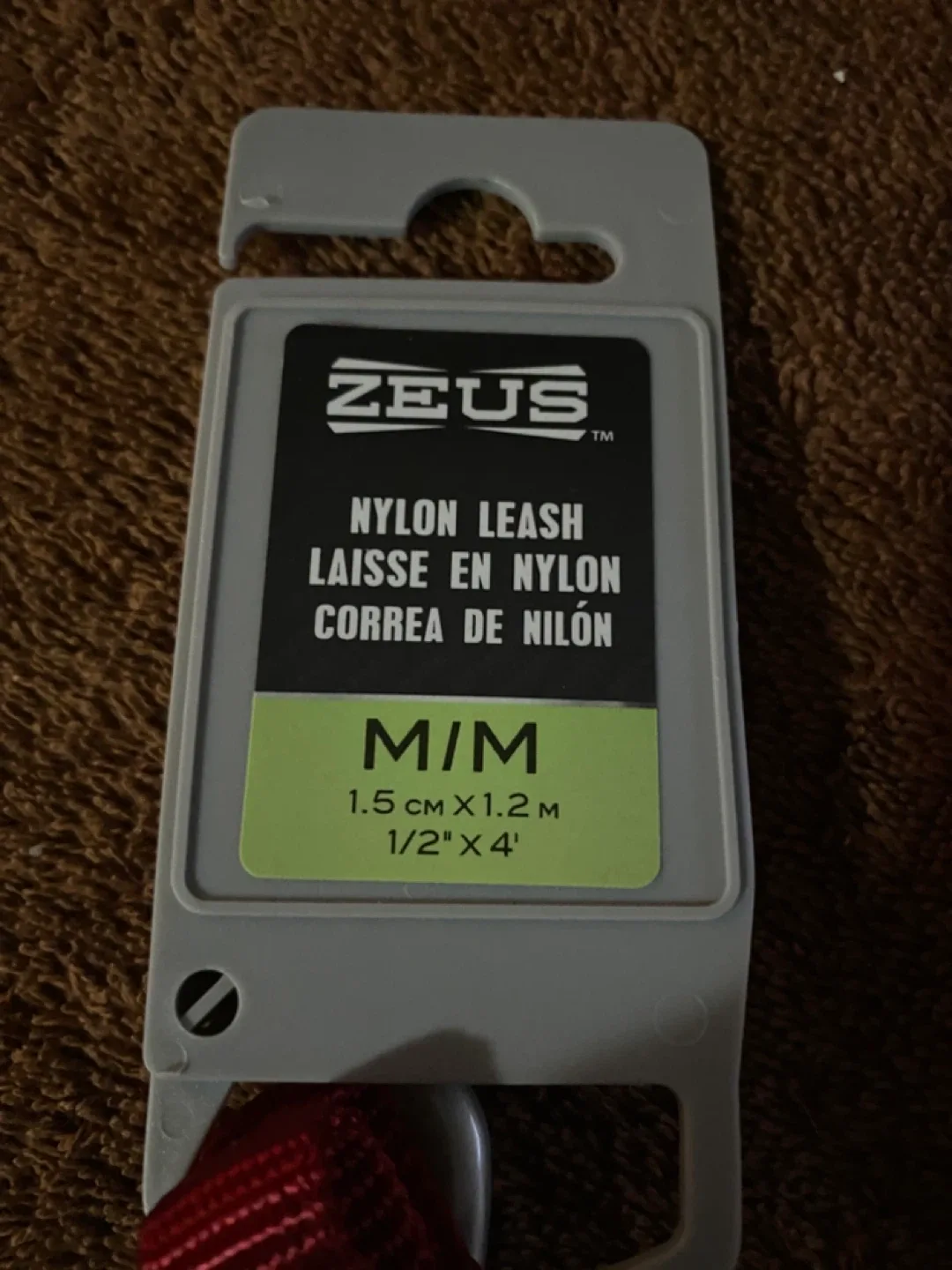 NEW Zeus Nylon Leash Medium & Voyager Dog Harness (M) image indicator(4)