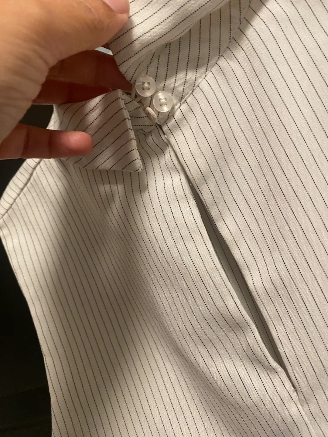 Striped Sleeveless Blouse image indicator(3)