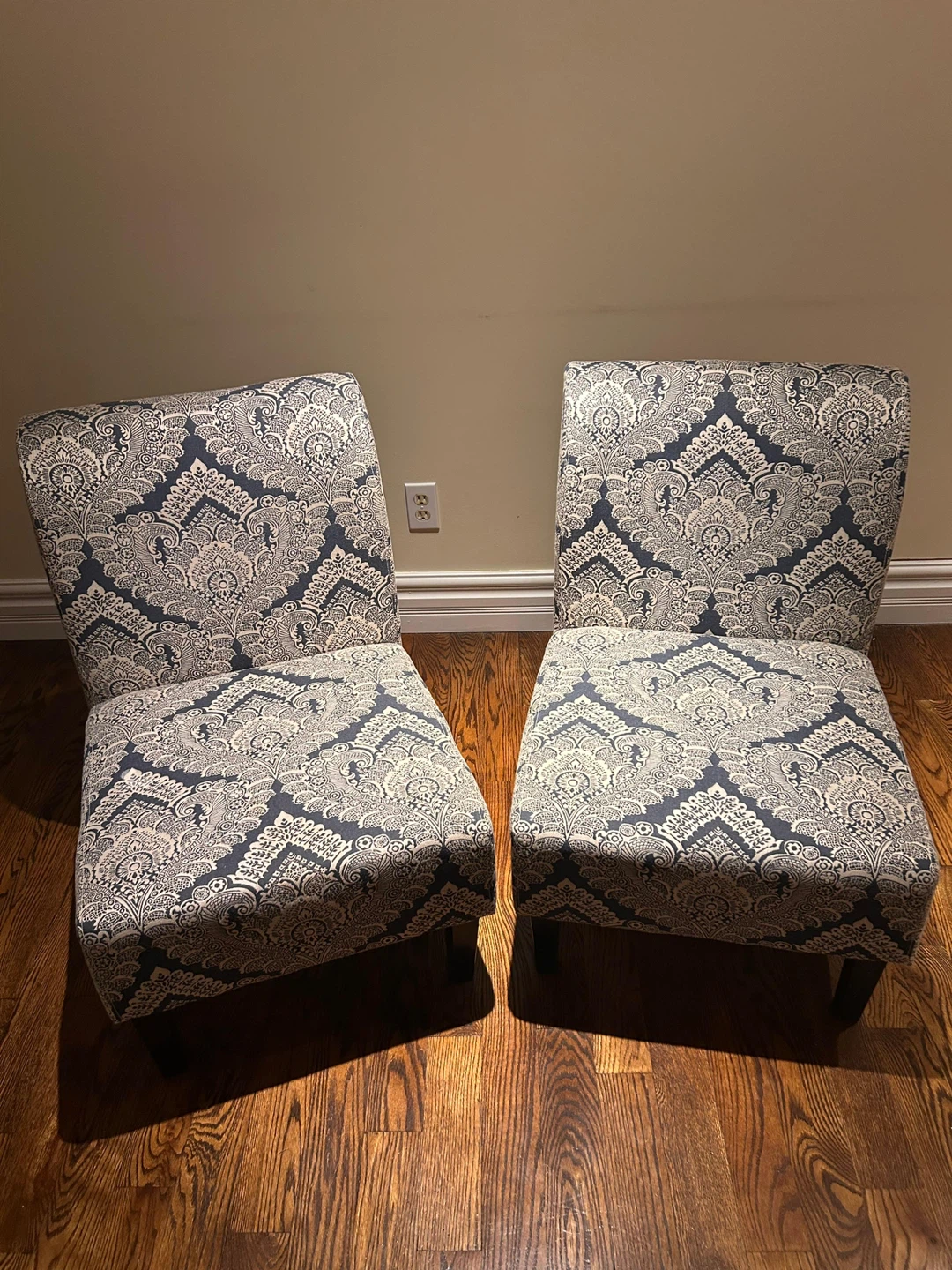 Pair of Accent Chairs - Blue & White Pattern