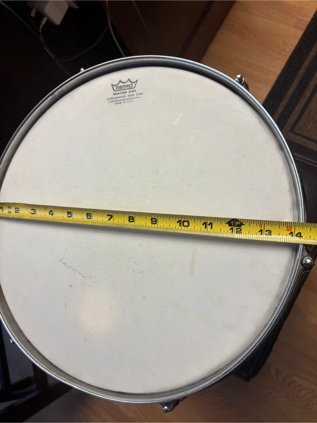 Pearl Wood-Fiberglass Tom Drum - 14 inch image indicator(2)