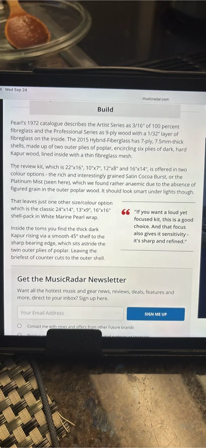 Pearl Wood-Fiberglass Tom Drum - 14 inch image indicator(9)