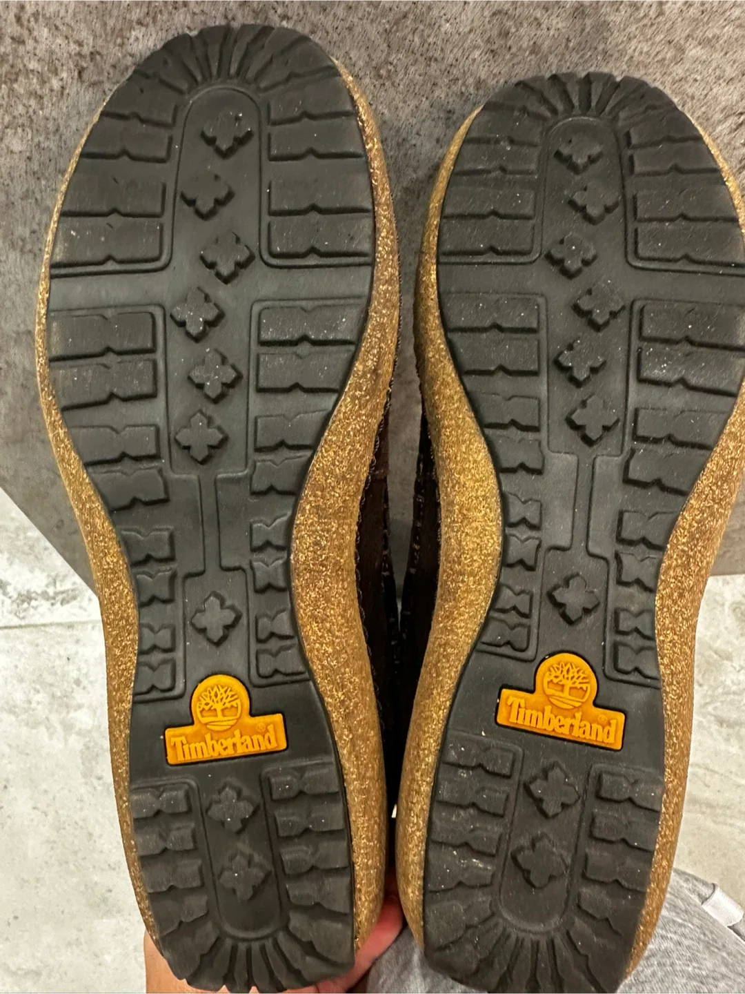 Timberland Brown Suede Boots - Size 6 image indicator(4)