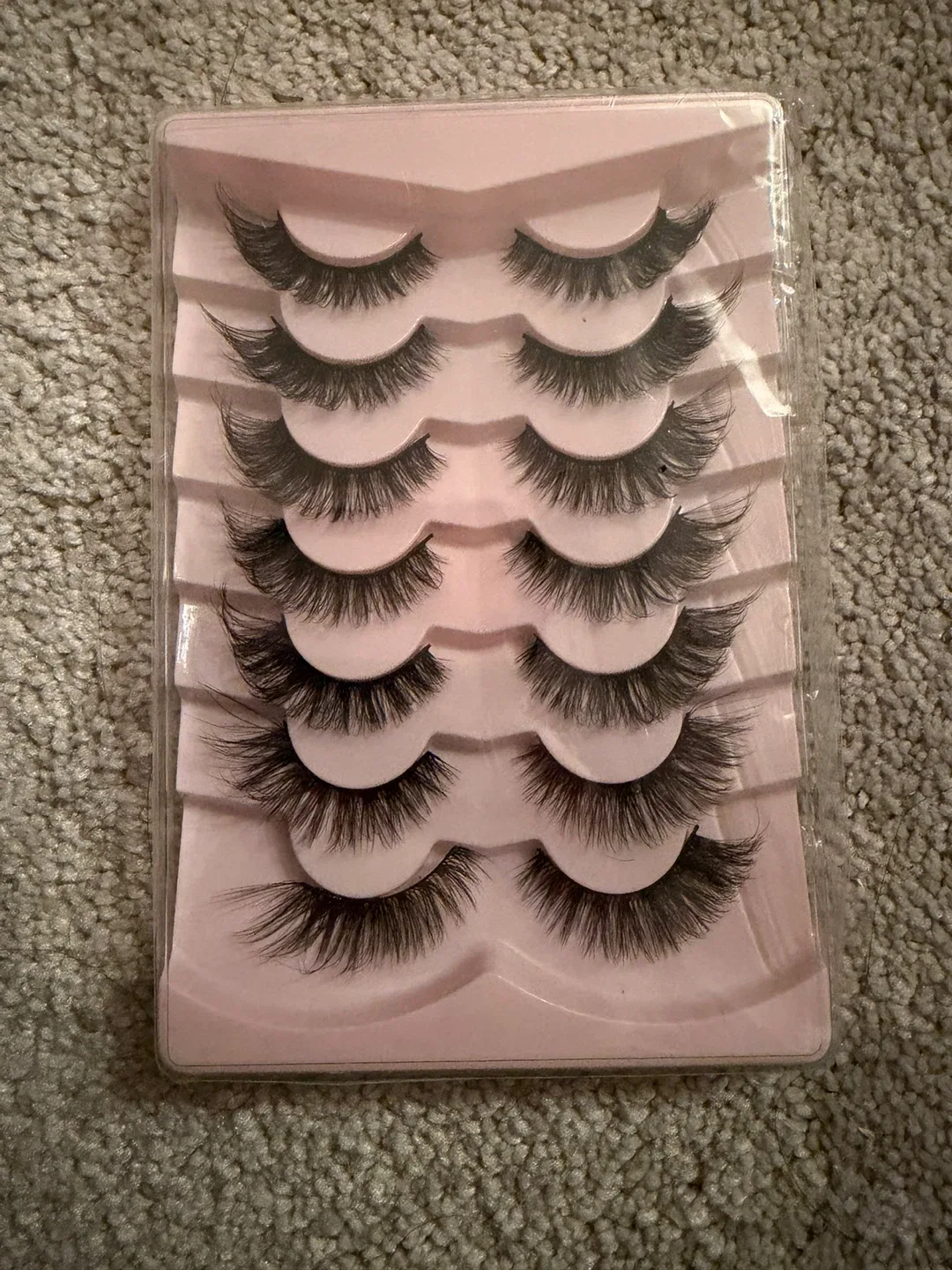 False Eyelashes - black/brown image indicator(2)