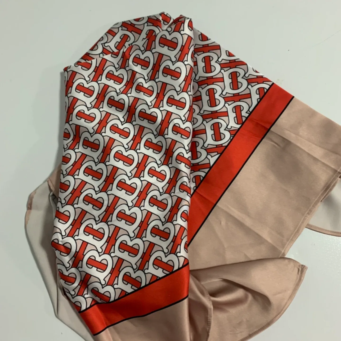 Burberry Scarf - Red & White Pattern image indicator(3)