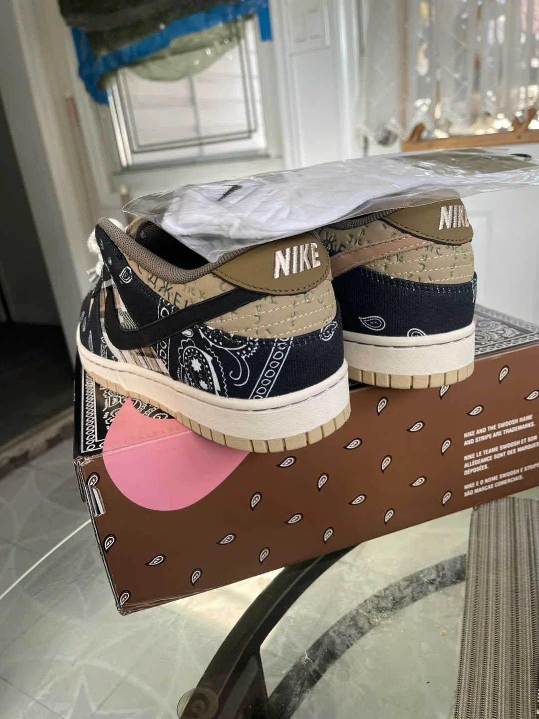 Nike SB Dunk Low Travis Scott Size 10 image indicator(9)