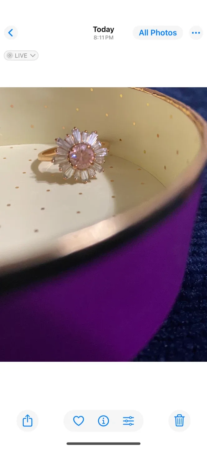 Pink Swarovski Flower Petal Ring *** image indicator(2)