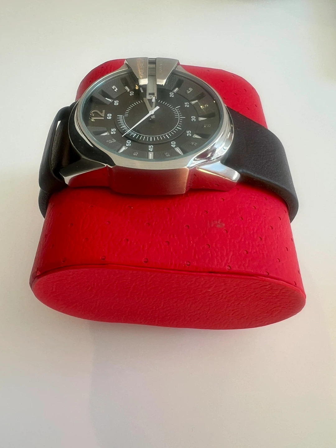 Diesel Watch with Black Leather Band - photo 3