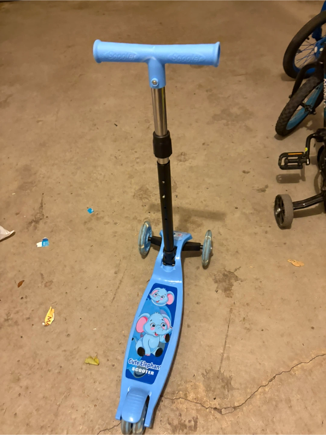 Cute Elephant Scooter - Blue