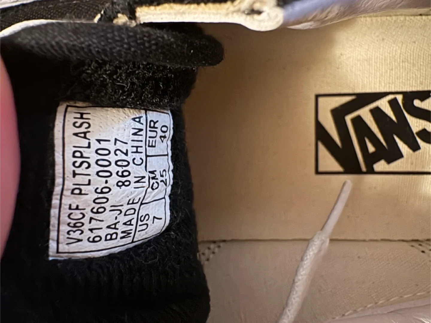 Vans V36CF PLTSPLASH Size US 7 image indicator(5)