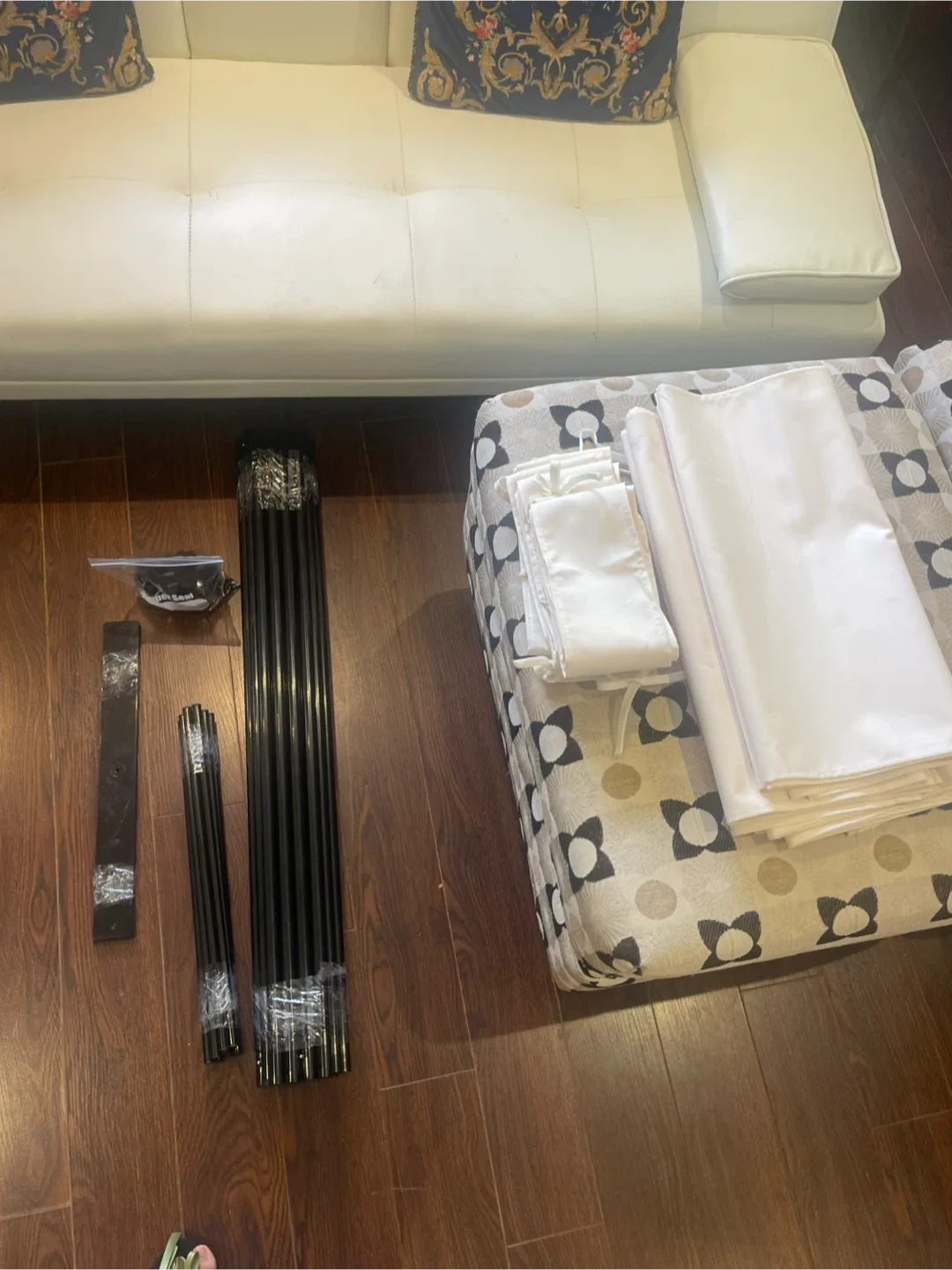 Room Divider - Folding Privacy Screen image indicator(6)