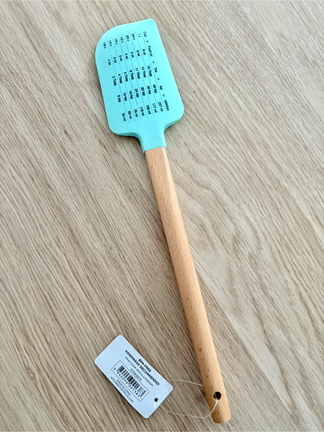 Holiday Spatula with Penguin Design image indicator(2)