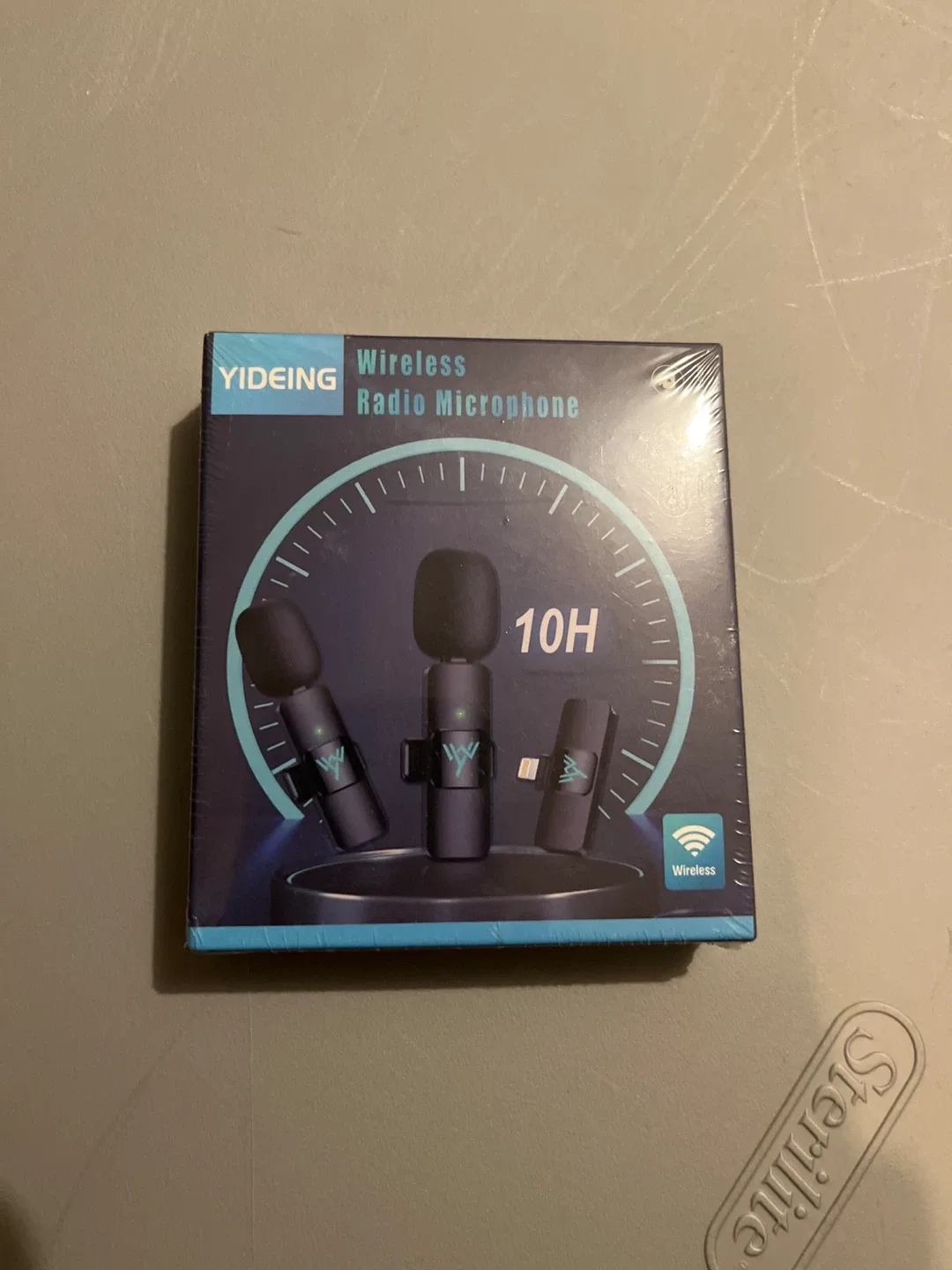 New Yideing Wireless Radio Microphone 10H thumbnail