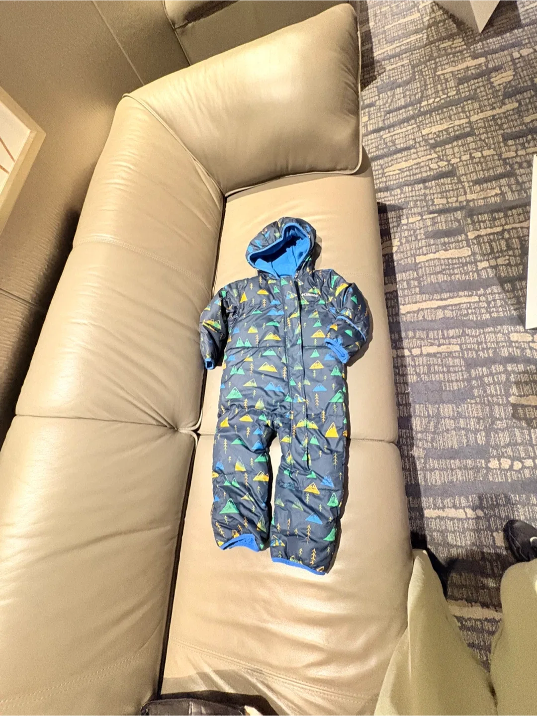 Columbia Baby Snowsuit - Size 18-24 Months image indicator(5)