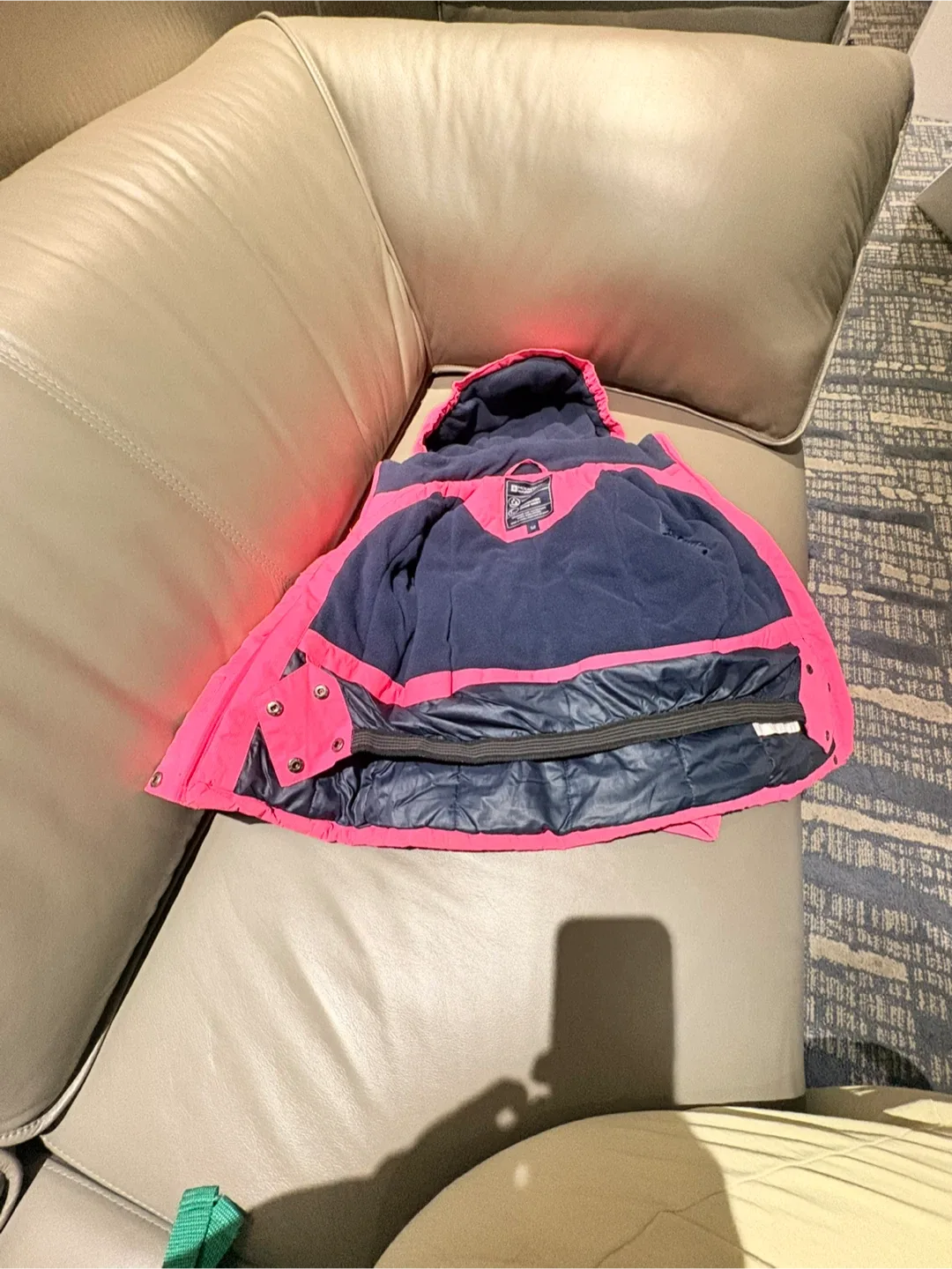 Mountain Warehouse Kids Snow Jacket - Size 3-4 Yrs image indicator(4)