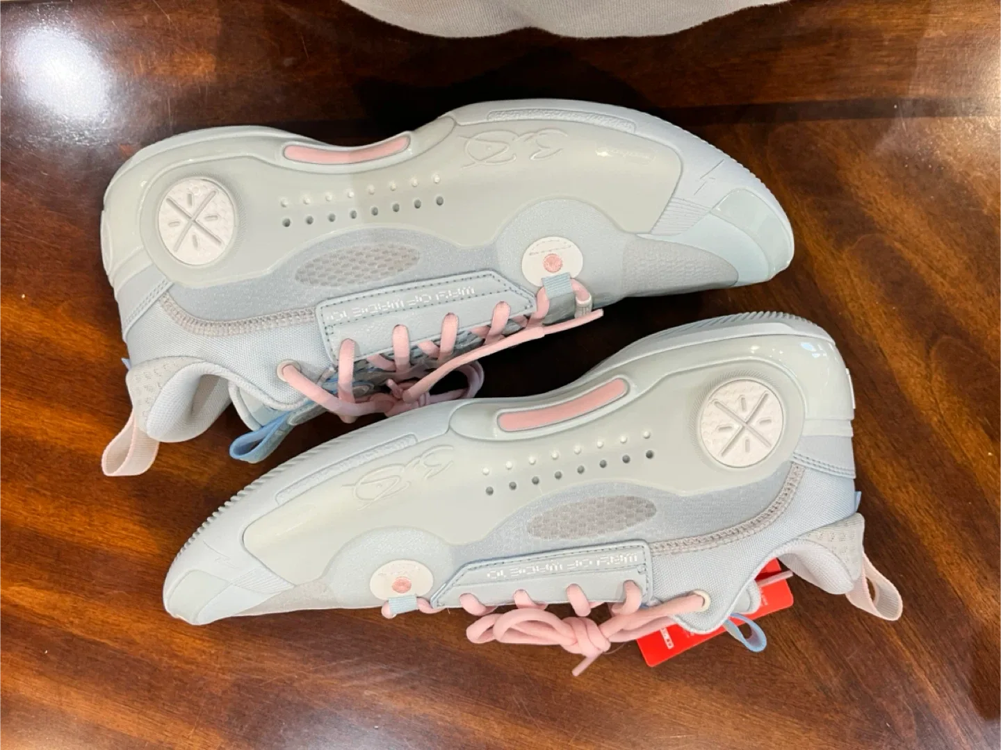 (BRAND NEW) Li-Ning Way of Wade South Beach Basketball Shoes image indicator(4)