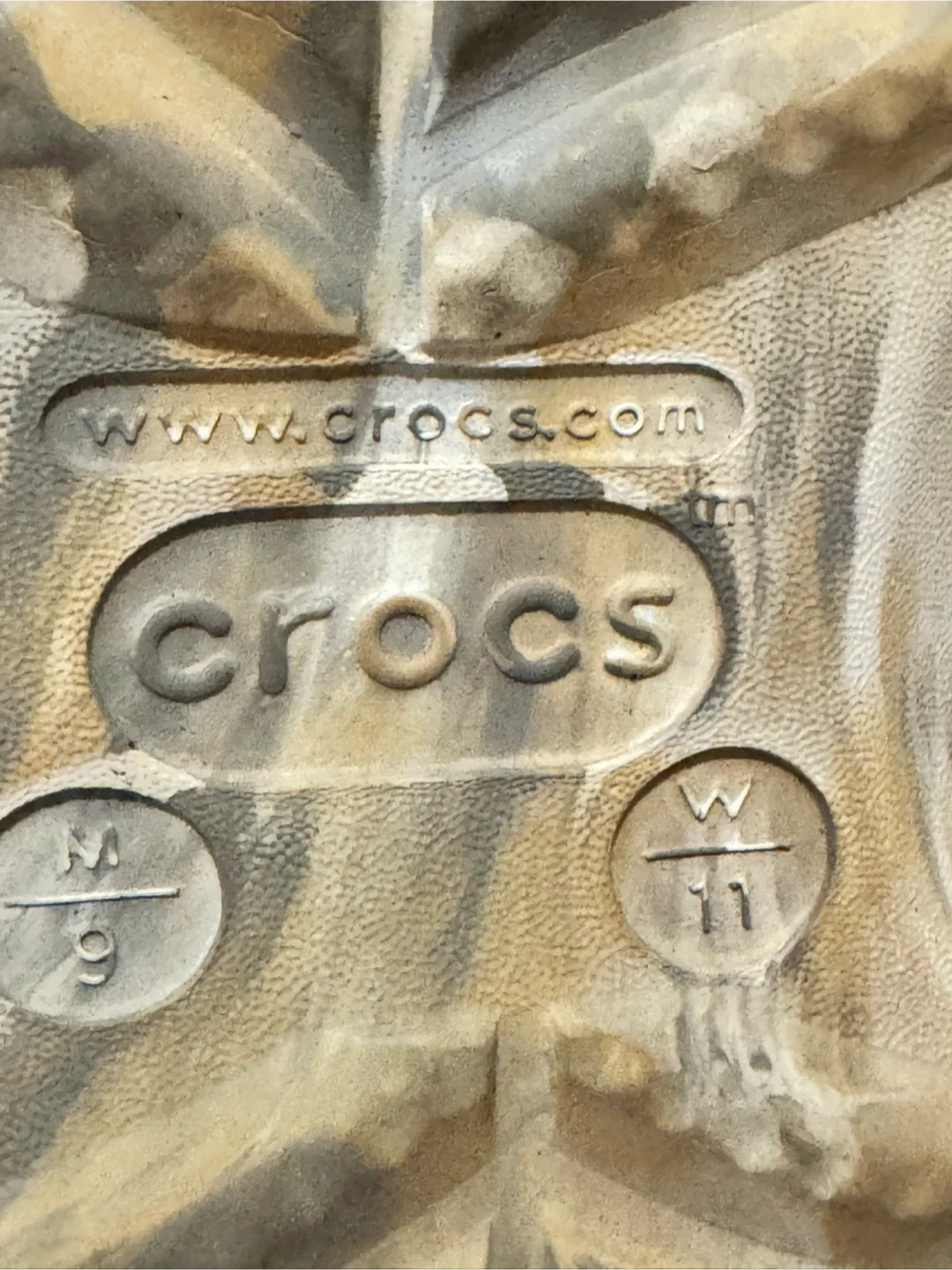 Crocs Clog, Size 9 US Mens image indicator(2)