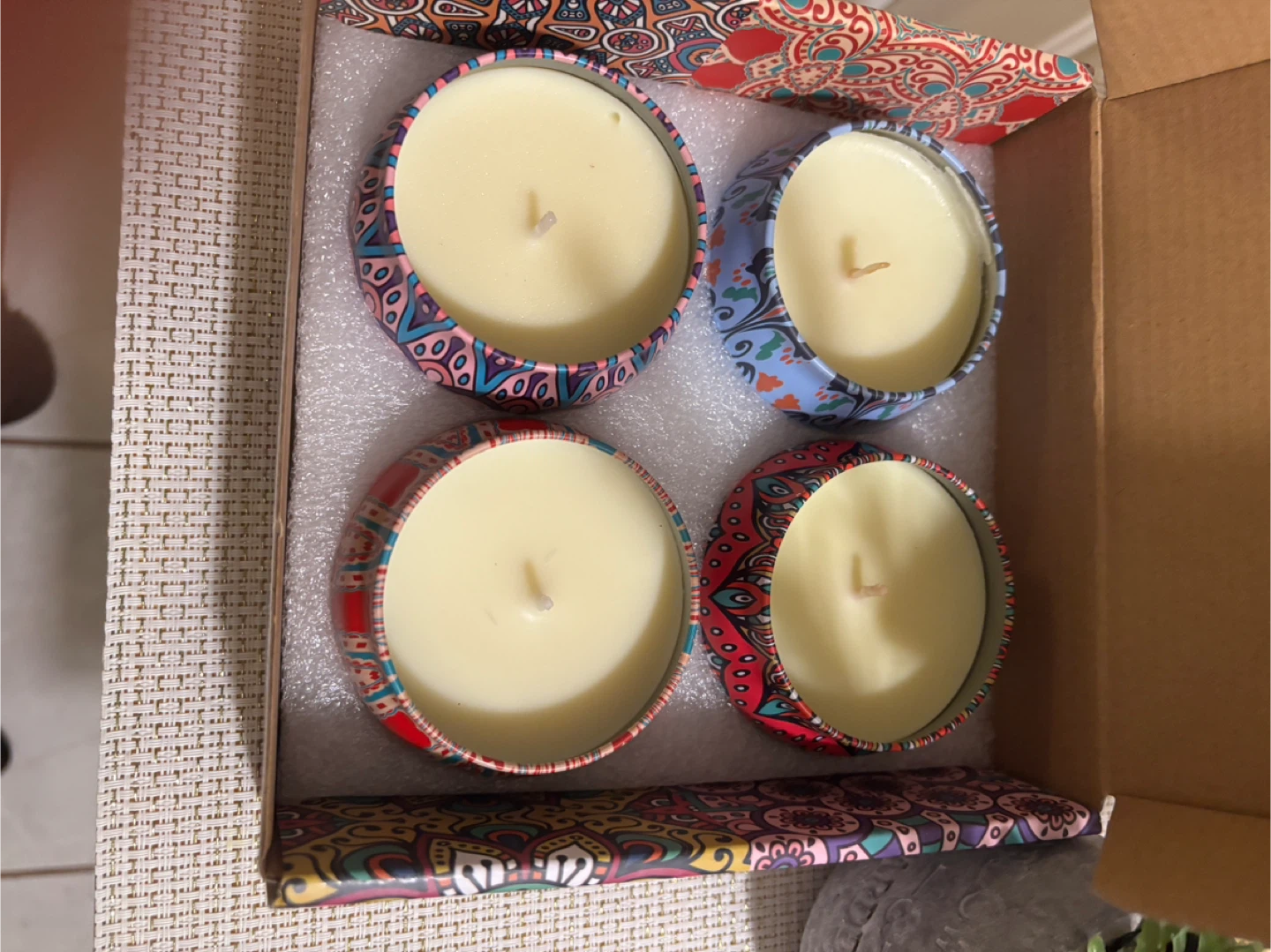 🌺 Set of 4 Scented Candles - Gift Boxed & Ready to Give! 🌺 - photo 4