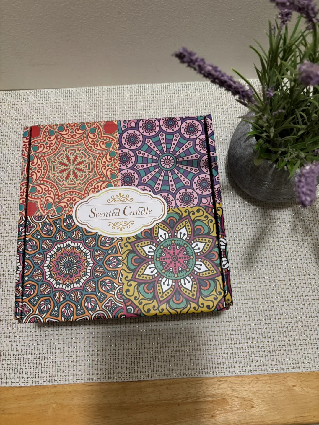 🌺 Set of 4 Scented Candles - Gift Boxed & Ready to Give! 🌺