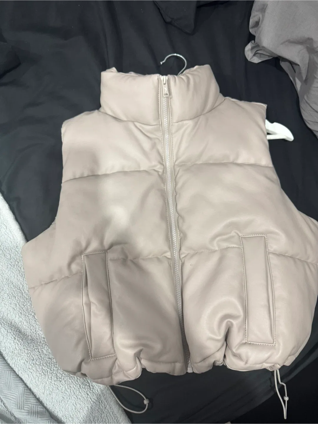 Hollister Puffer Vest - Size L