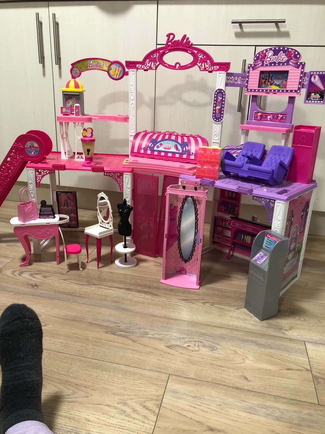 Barbie Glam Boutique Playset
