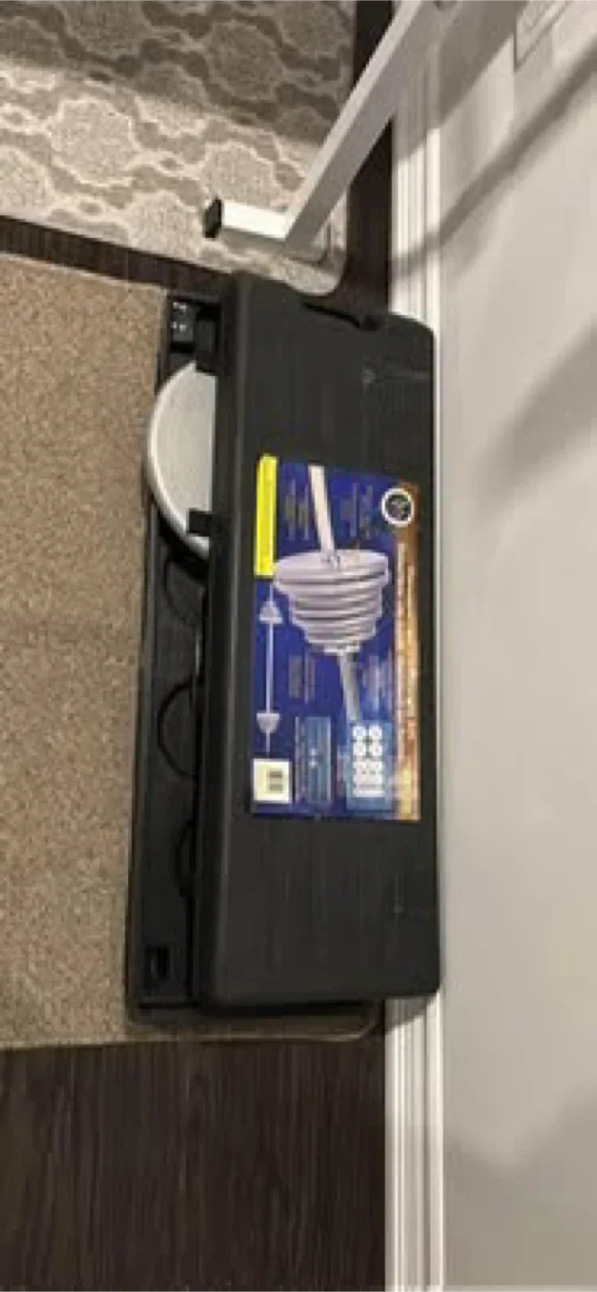 Weider 128 Bench & Standard Cast Iron Weight Set image indicator(3)