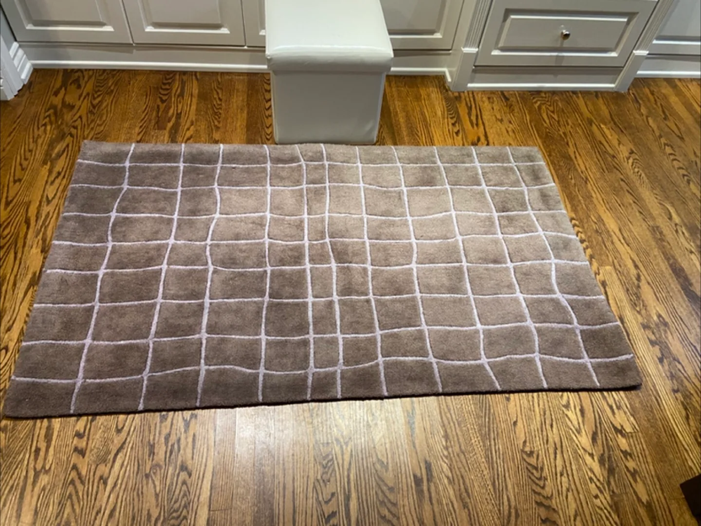 Brown Grid Pattern Area Rug image indicator(2)