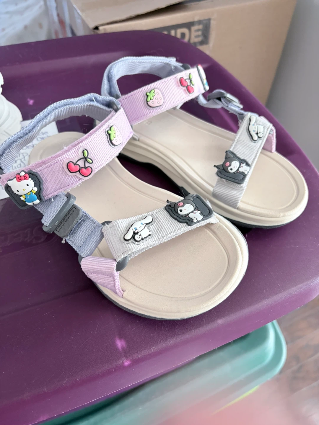 Zara Kids Hello Kitty Sandals - Size 33