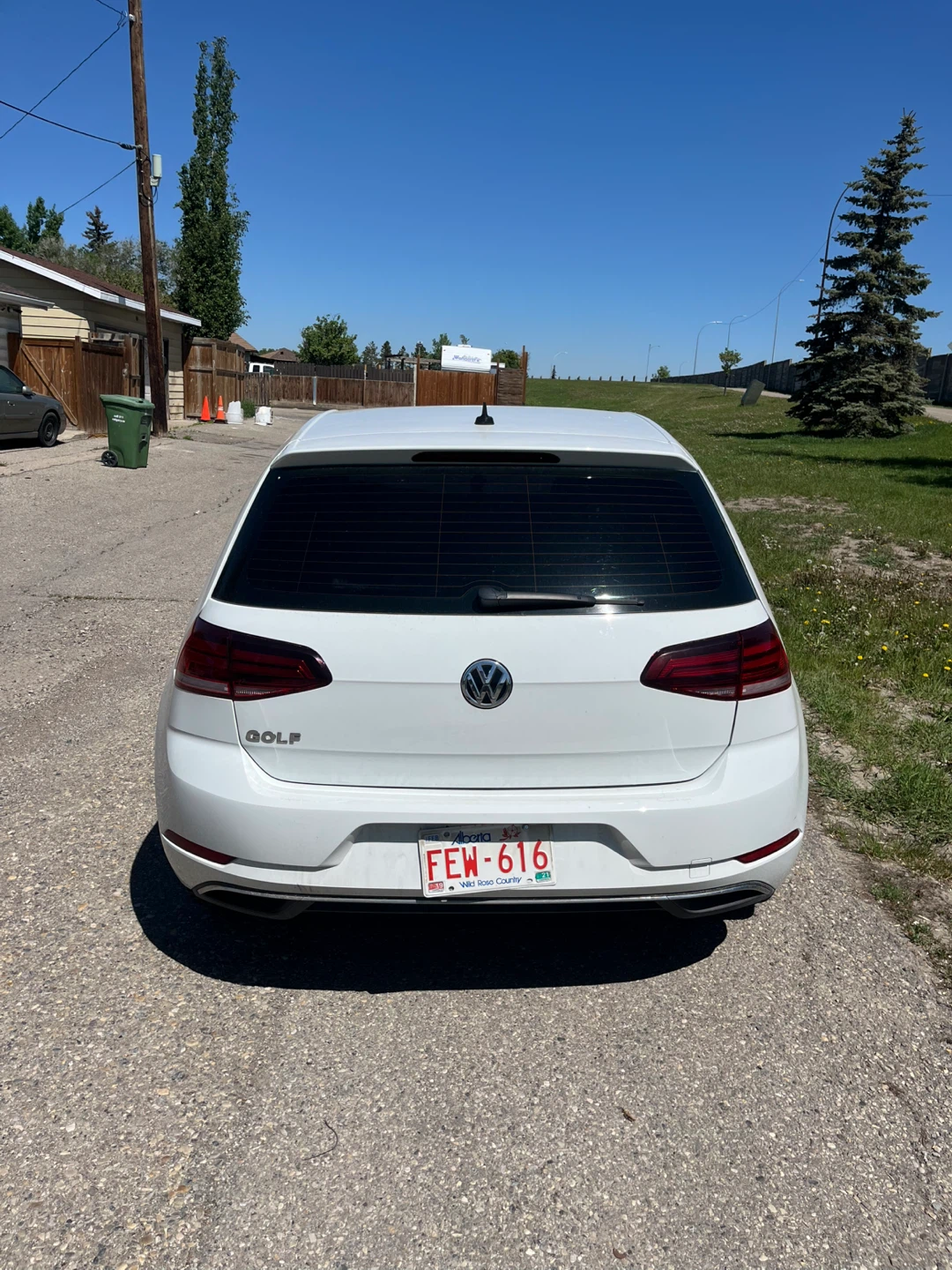 2019 White Volkswagen Golf - photo 3