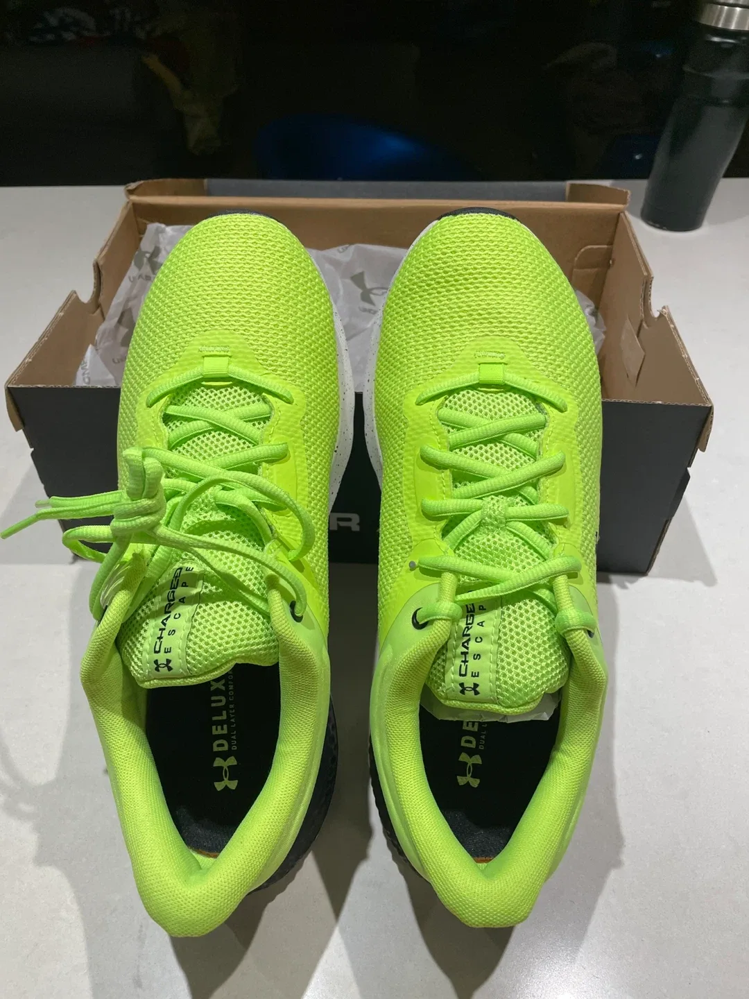 Under Armour Charged Delux Escape 3 - Neon Green thumbnail