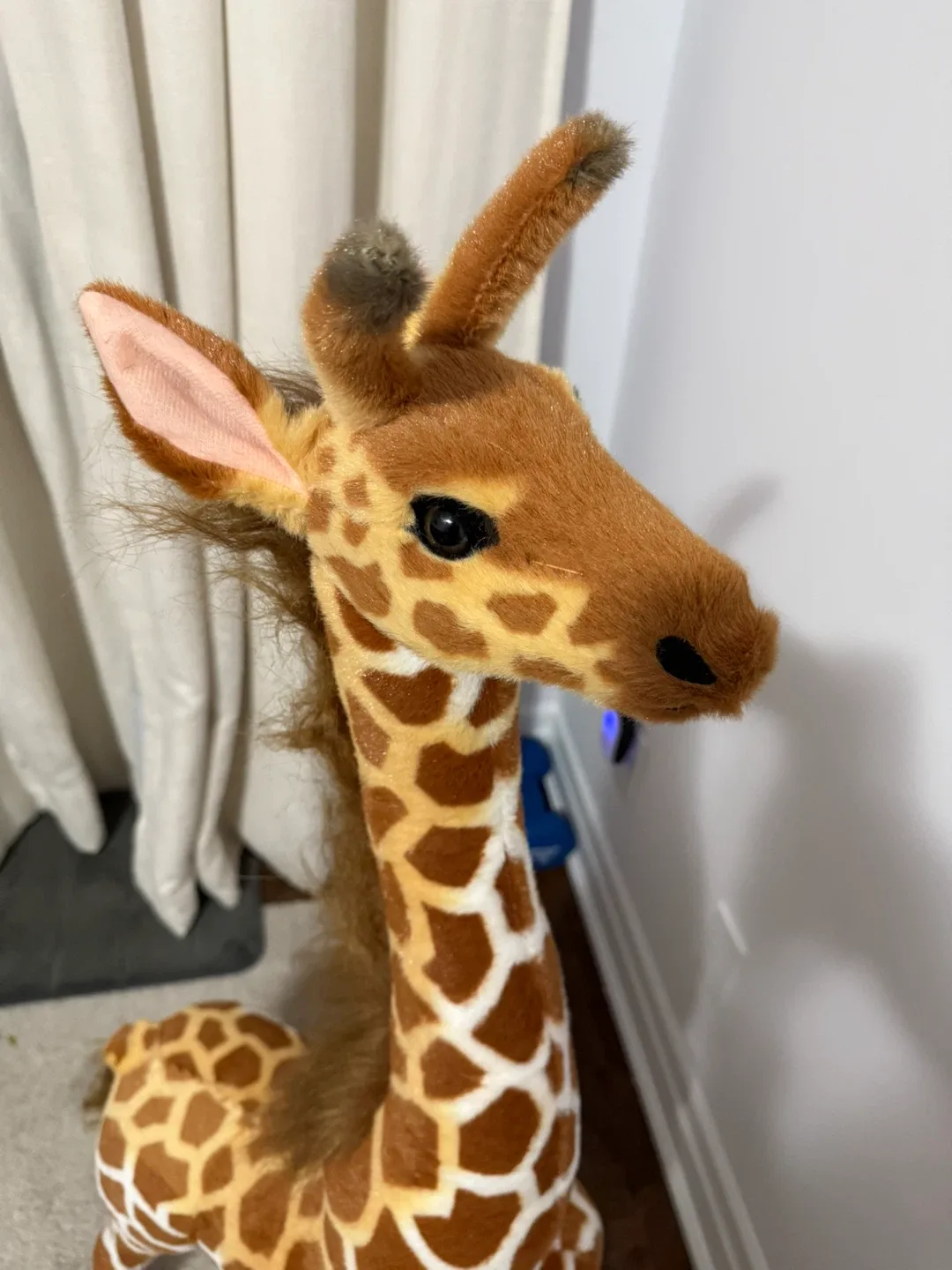 Giant Stuffed Giraffe Toy – 47” Tall image indicator(7)