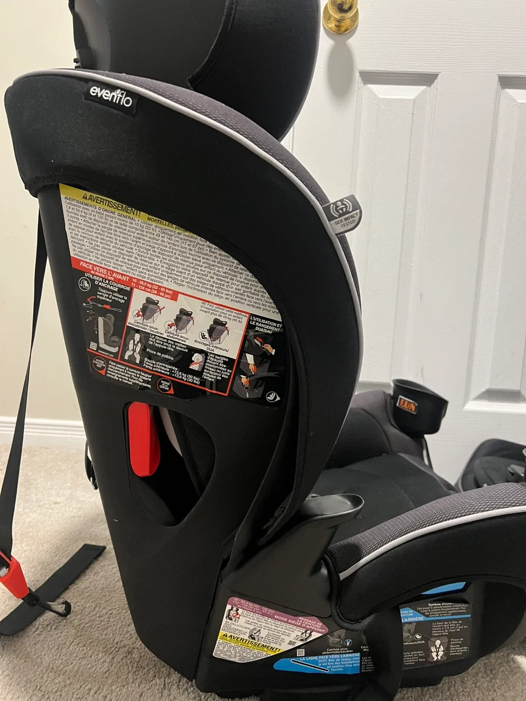 Evenflo EveryKid 4-in-1 Convertible Car Seat - Expiry, 2033) image indicator(6)