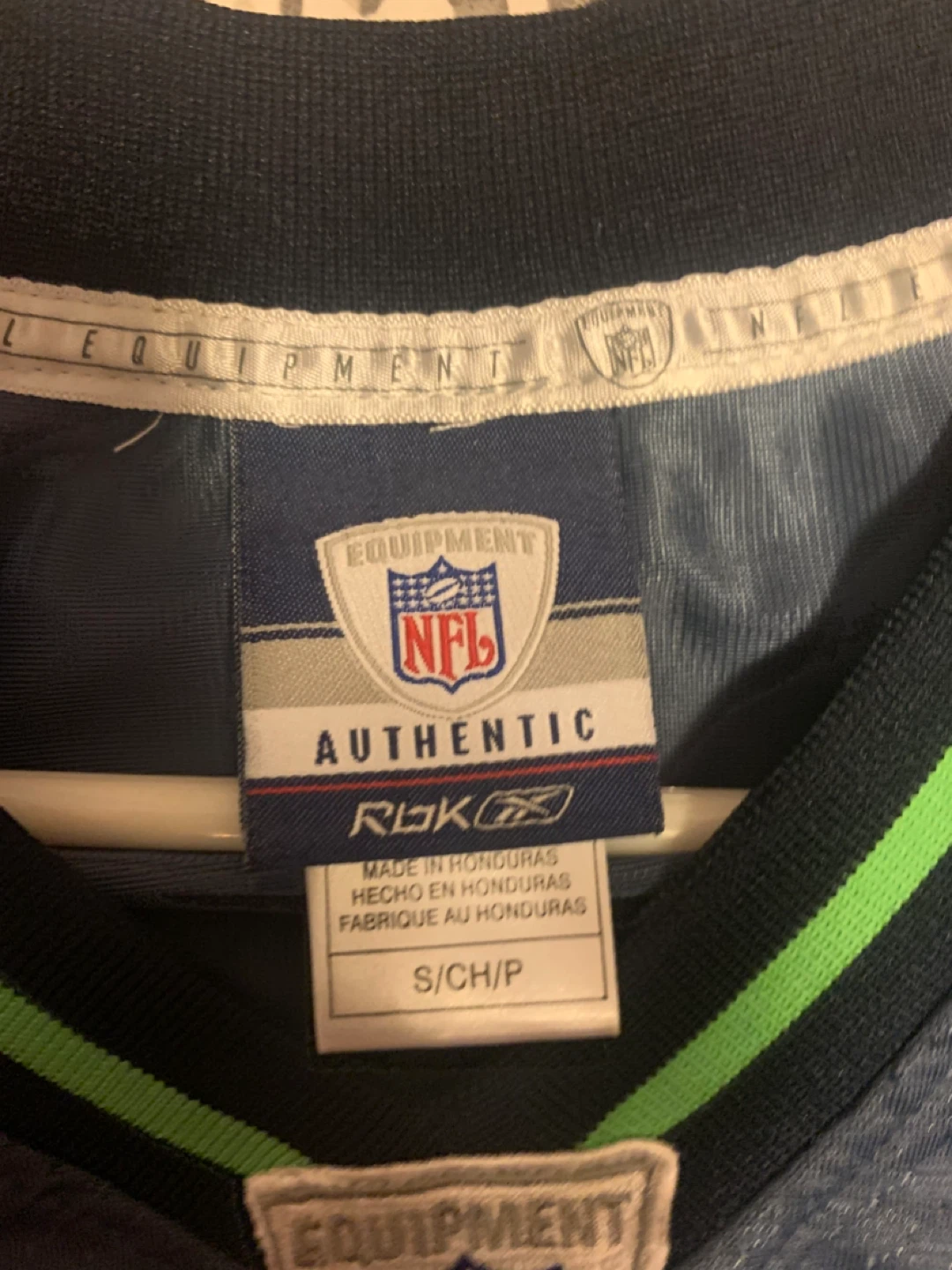 Seattle Seahawks #8 Hasselbeck Jersey, Size S - photo 3