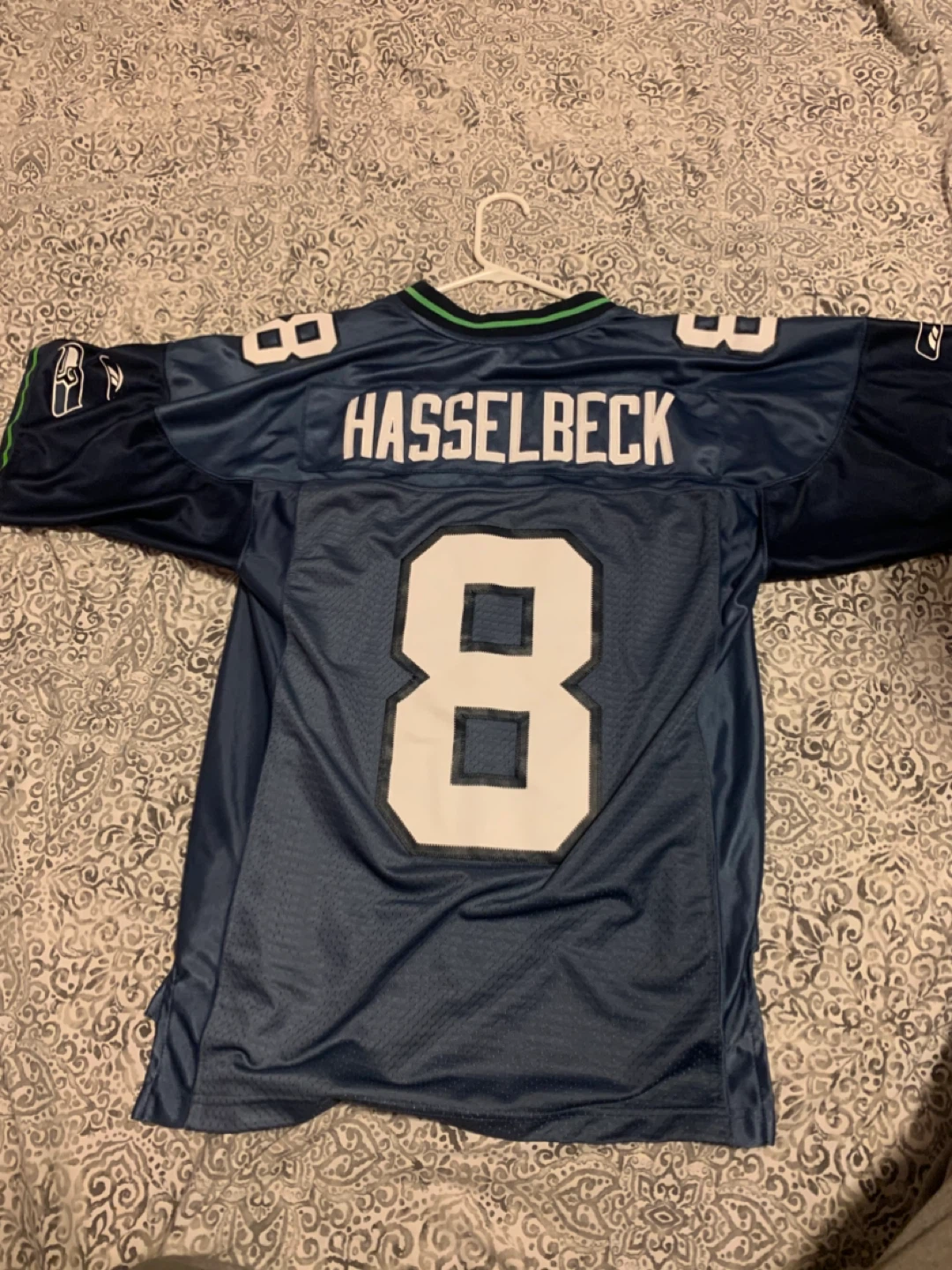 Seattle Seahawks #8 Hasselbeck Jersey, Size S - photo 2