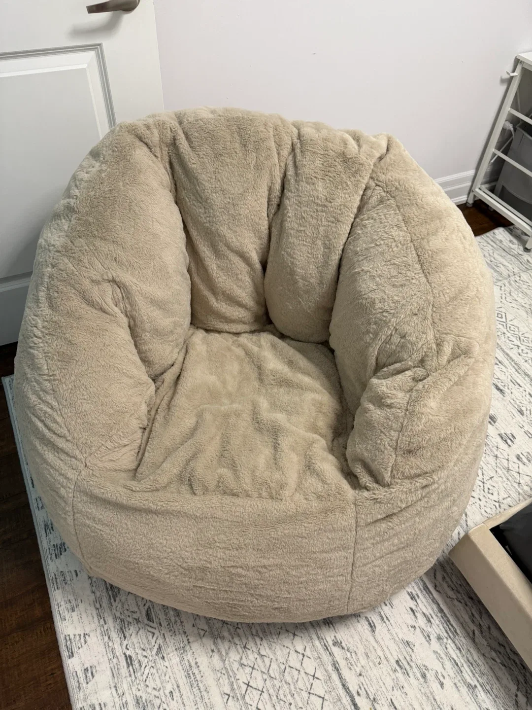 Large Plush Bean Bag Chair – Beige image indicator(5)