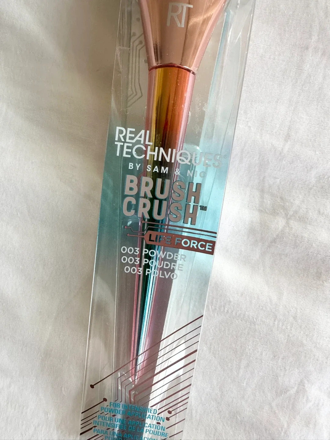 Real Techniques Brush Crush Limited Edition image indicator(3)
