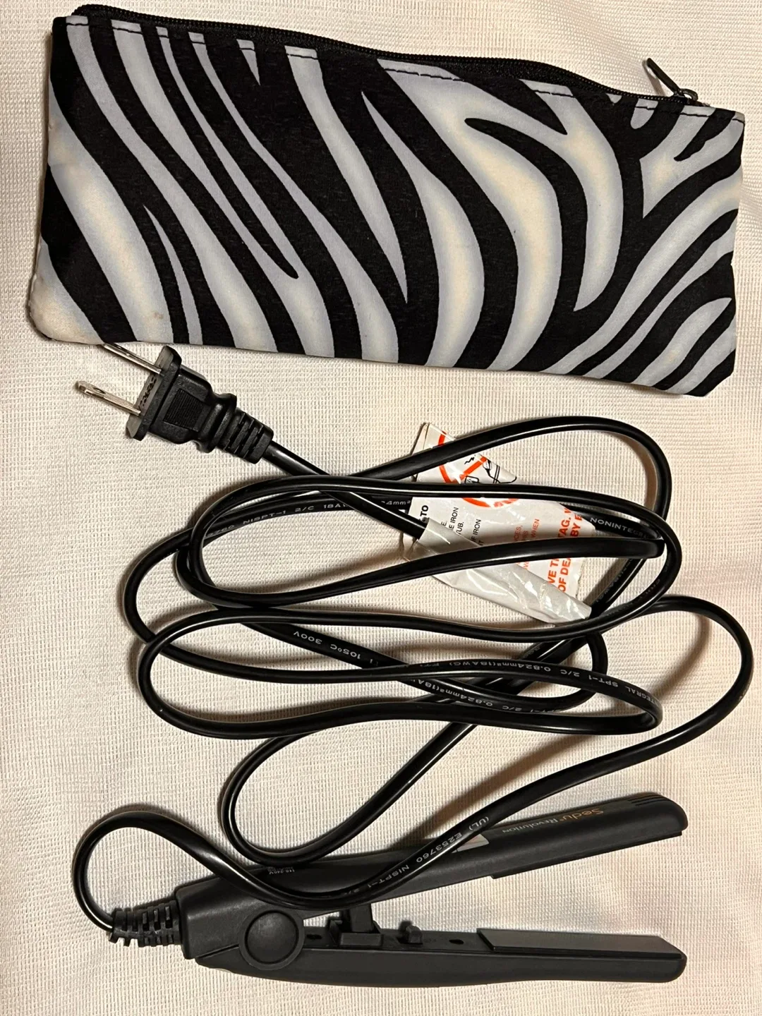 Mini Hair Straightener for Purse - Sedu brand image indicator(2)