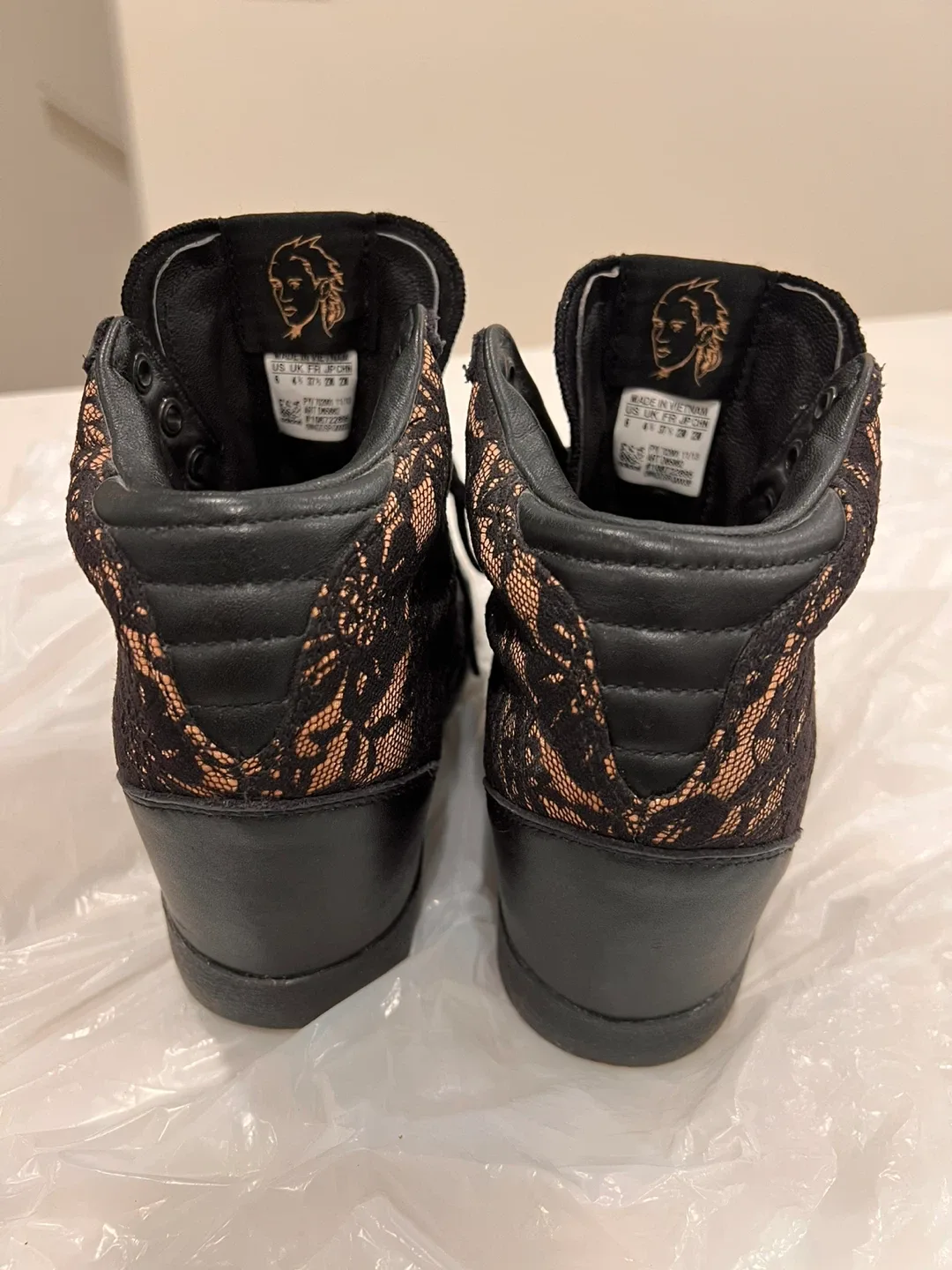 Adidas x Jeremy Scott Wedges - Size US 6 image indicator(2)