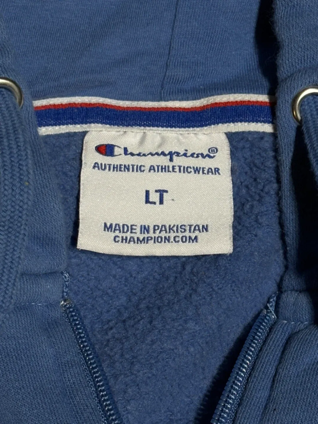 Champion Authentic Athleticwear Hoodie - Size LT image indicator(5)