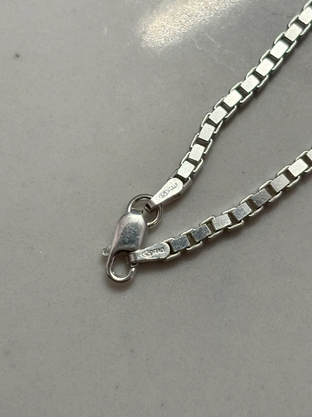 .925 silver 20 inch box link necklace image indicator(2)