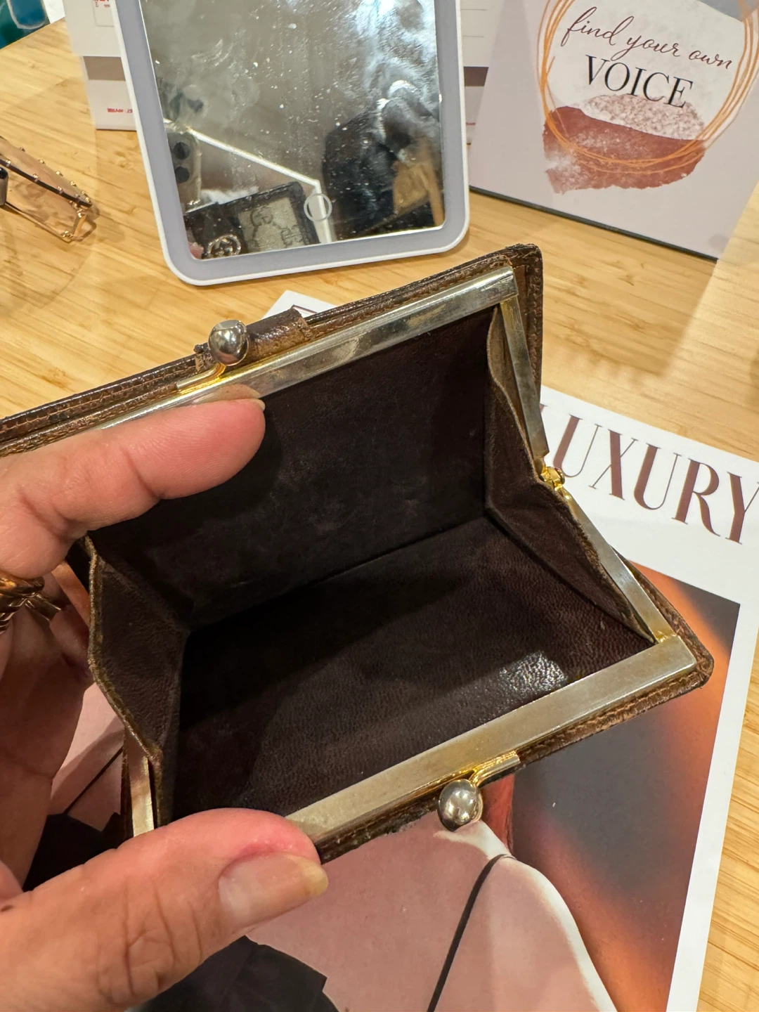 Vintage Gucci Wallet - photo 3