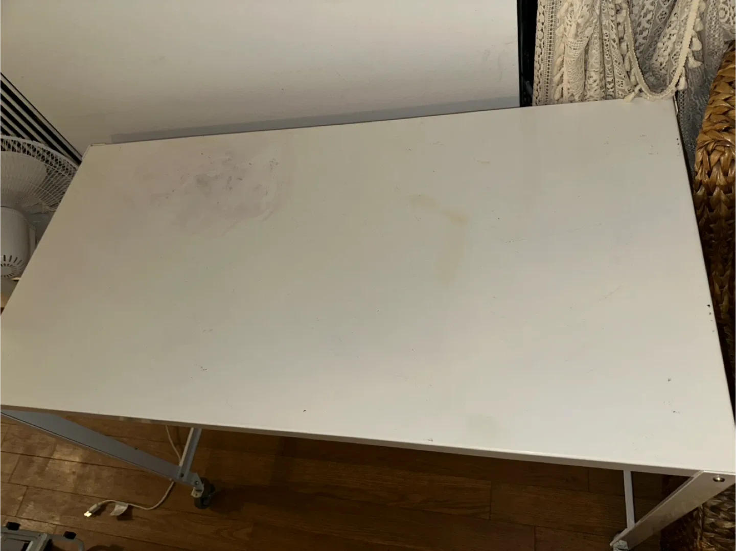 White Rolling Desk image indicator(5)